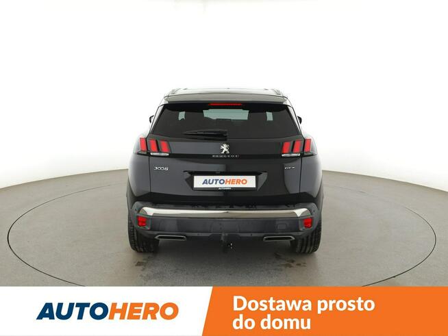 Peugeot 3008 GT Line automat panorama 180KM navi kamera ACC alcantara