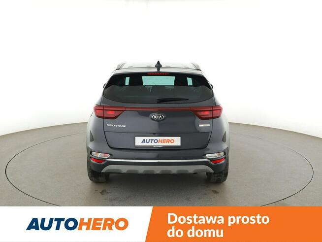Kia Sportage Niski przebieg Automat Navi Czujniki parkowania Klimatyzacja Bluetooth
