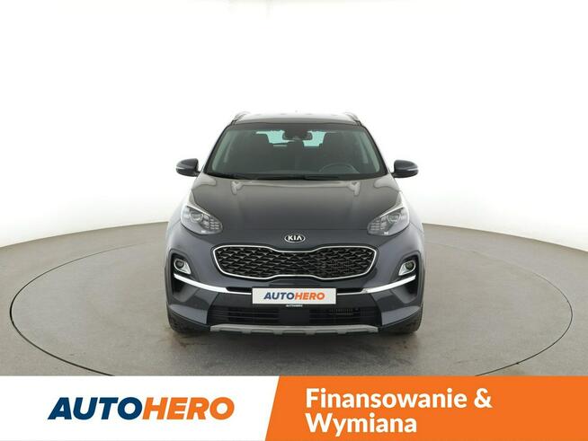 Kia Sportage Niski przebieg Automat Navi Czujniki parkowania Klimatyzacja Bluetooth