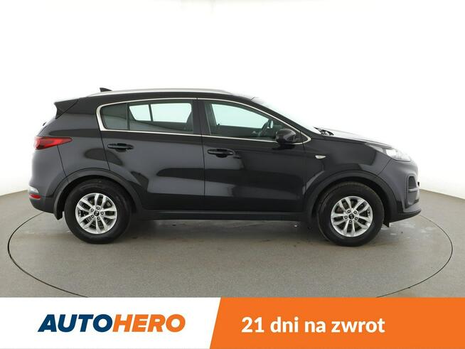 Kia Sportage Serwis historia Hak Kamera cofania Klimatyzacja podgrzewane fotele Blu