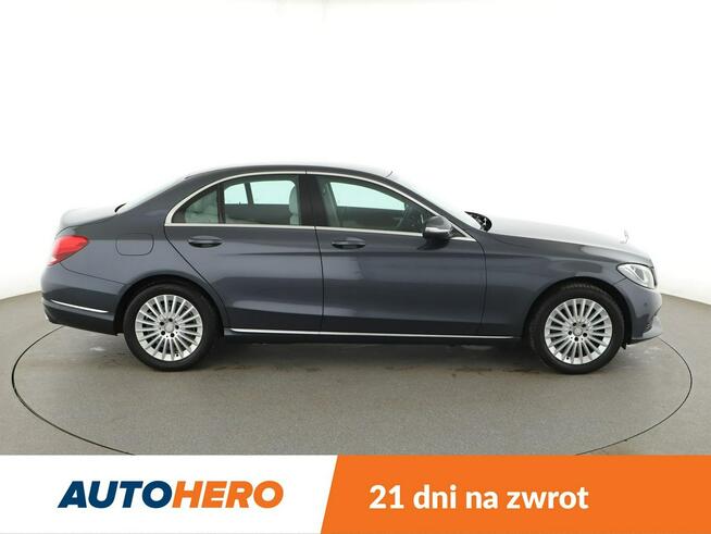 Mercedes C 180 automat półskóra jane wnętrze navi klima auto grzane fotele kamera