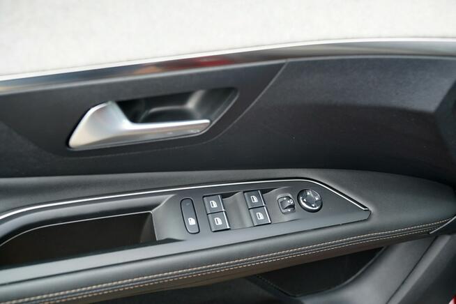 Peugeot 3008 GT ful led skóra masaze ACC kamery night vision PANORAMA 4x4 hak MAX