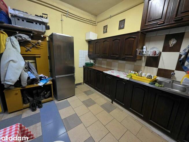 Budynek nad rzeką Łydynią | Usługi | Magazyn | Sala |Dom