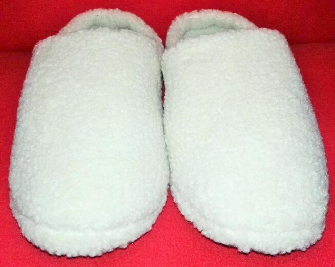 Kapcie męskie z runa nowe 41