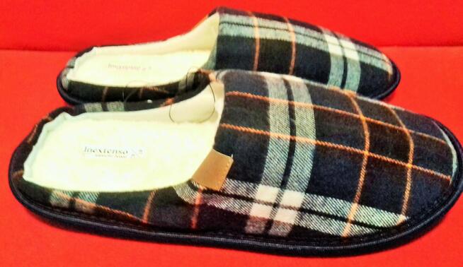 Bambosze męskie nowe ciepłe kapcie 42