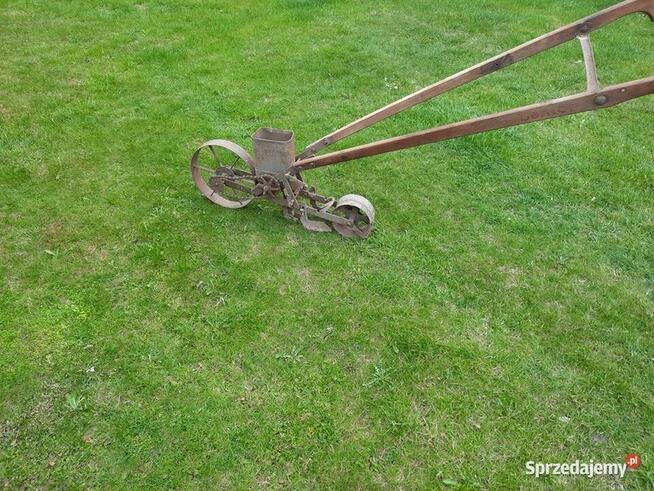ZABYTKOWY Siewnik ręczny do warzyw