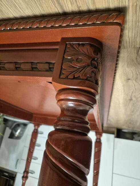 Vintage 135x85cm Elegancki, rzeźbiony stół Hepple White Engl