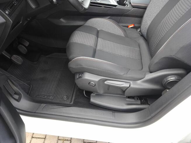 Sprzedam Peugeot 3008 1,2 130KM