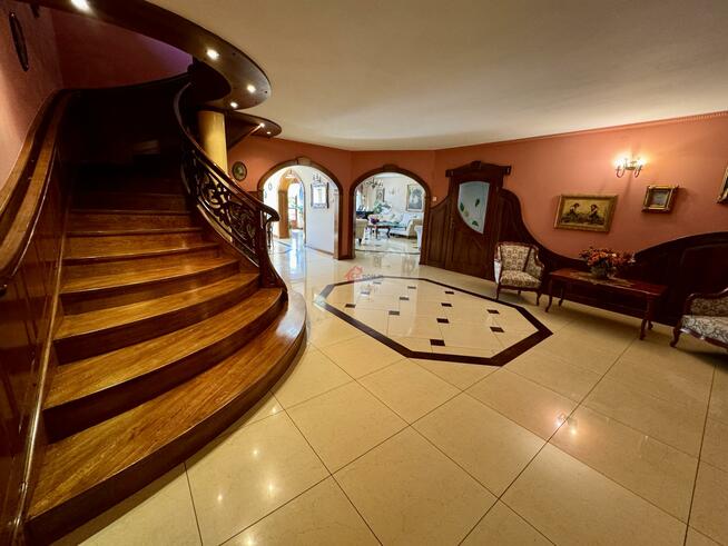 Dom Starachowice, Miodowa