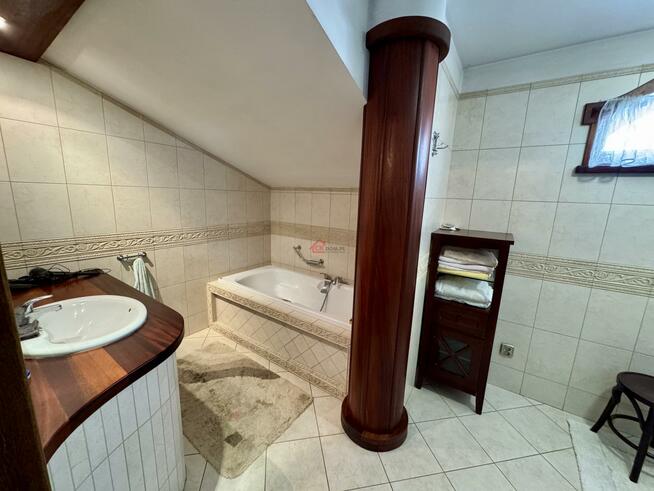 Dom Starachowice, Miodowa