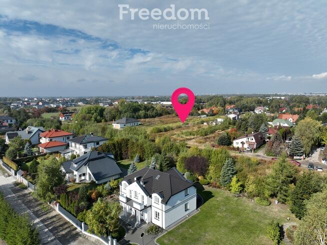 Kompleks działek, Dawidy Bankowe, media