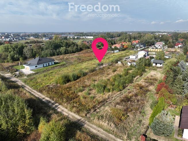 Kompleks działek, Dawidy Bankowe, media