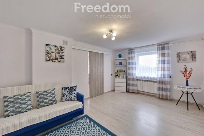 Dom po remoncie ze stawem na dużej działce