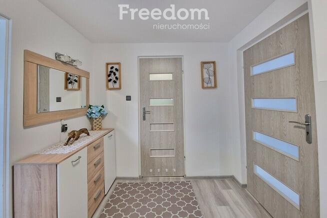 Dom po remoncie ze stawem na dużej działce