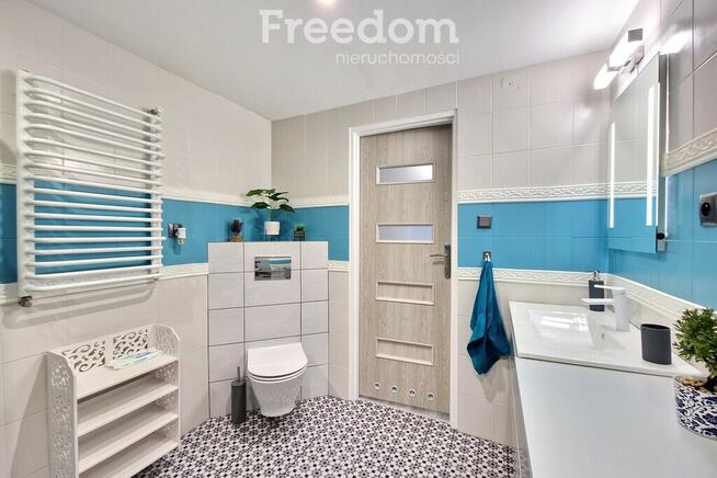 Dom po remoncie ze stawem na dużej działce