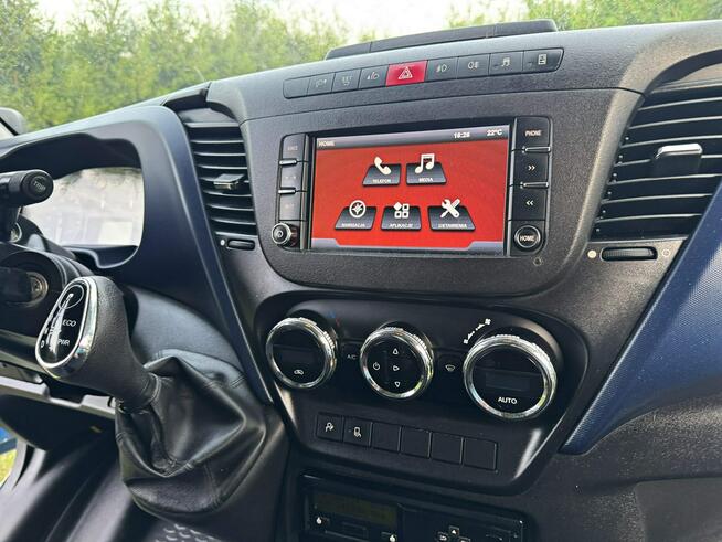 Iveco Daily 35S21 HiMatic 210KM MAX Pneumat Kamera Nawigacja Tachograf Hak 3500