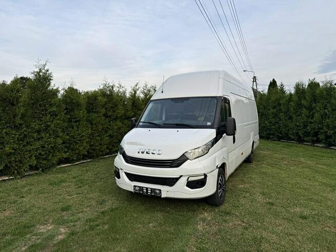 Iveco Daily 35S21 HiMatic 210KM MAX Pneumat Kamera Nawigacja Tachograf Hak 3500