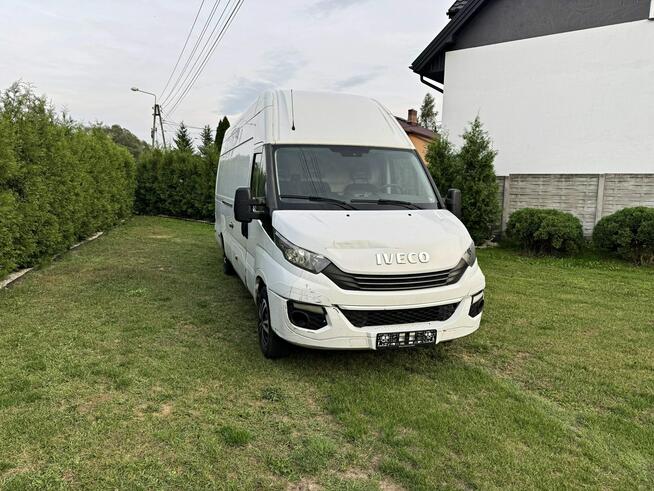 Iveco Daily 35S21 HiMatic 210KM MAX Pneumat Kamera Nawigacja Tachograf Hak 3500