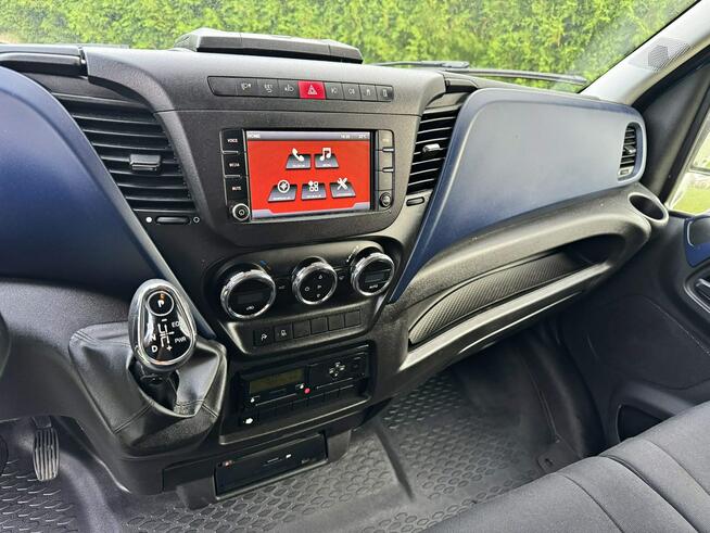 Iveco Daily 35S21 HiMatic 210KM MAX Pneumat Kamera Nawigacja Tachograf Hak 3500