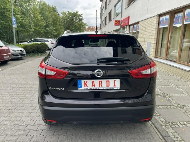 Nissan Qashqai Salon Polska