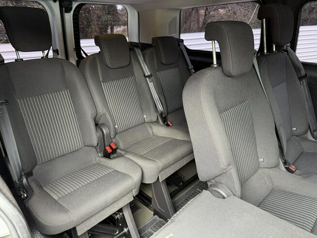 Ford Transit Custom 9-osobowy.