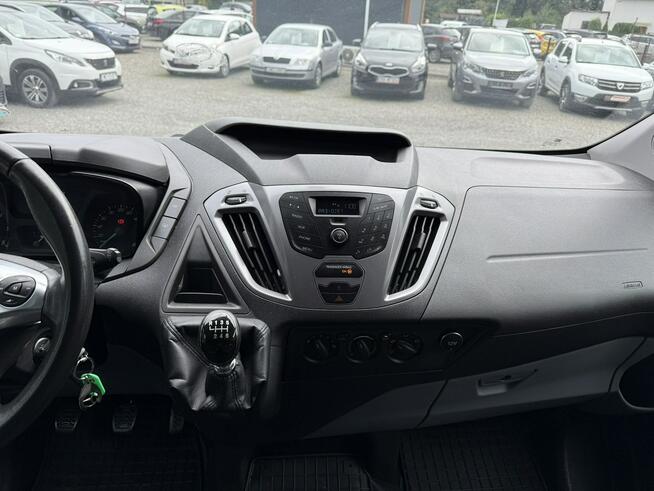 Ford Transit Custom 9-osobowy.