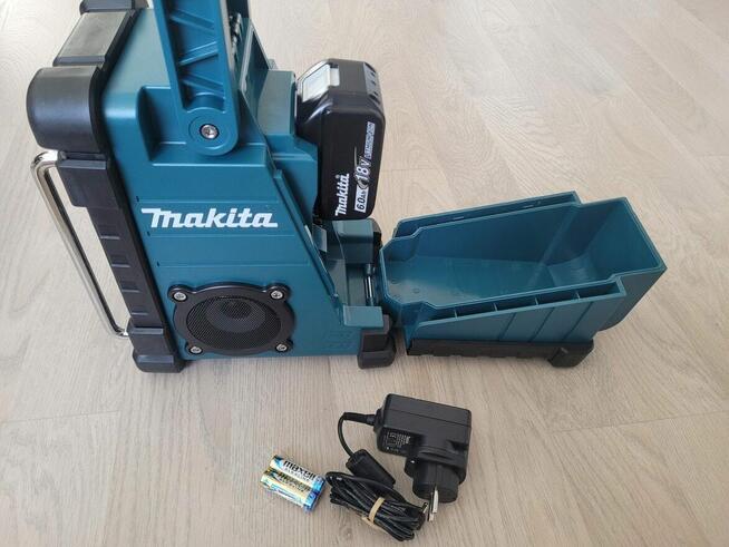 Radio makita