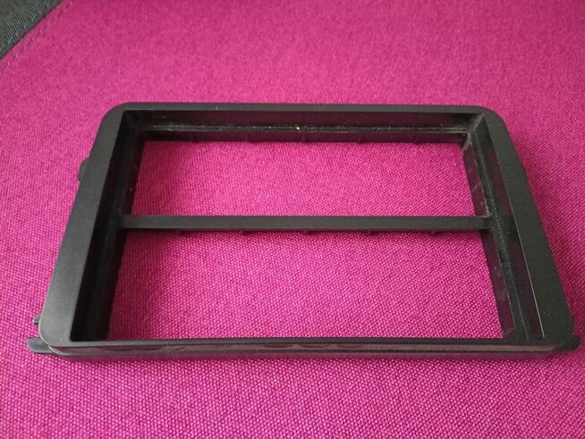 Przejściówka(adapter)do radia nie fabrycznego Golf 5