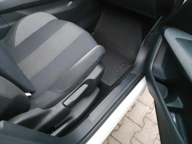 Sprzedam Peugeot 3008 1,2 130KM