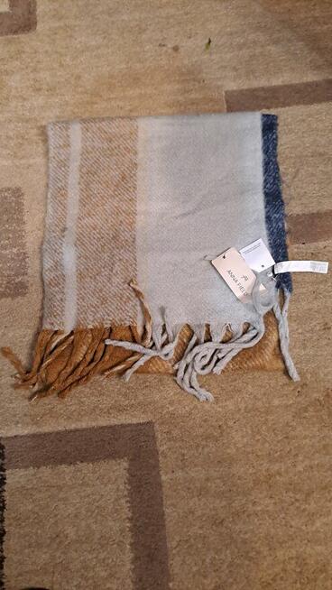 Sprzedam nowe Szaliki damskie markowe