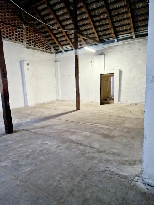 Pomieszczenia biurowo- magazynowe , ogrodzone do wynajęcia.