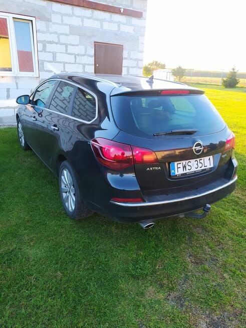 Sprzedam Opel Astra J 2013 r