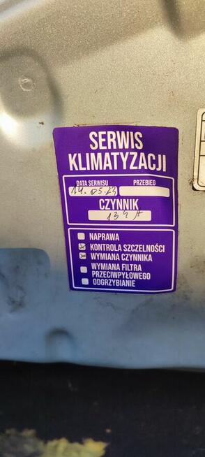 TOYOTA YARIS 1.3 Benzyna 99KM 6cio BIEGOWA SKRZYNIA