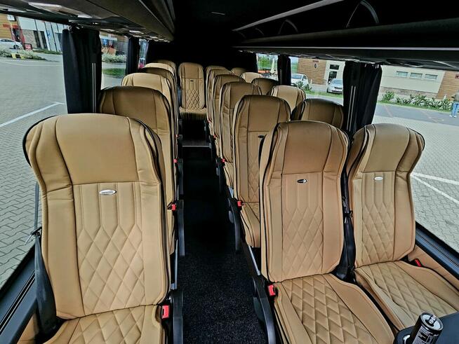 Bus Taxi Warszawa Wynajem auta z kierowcą /cała Polska