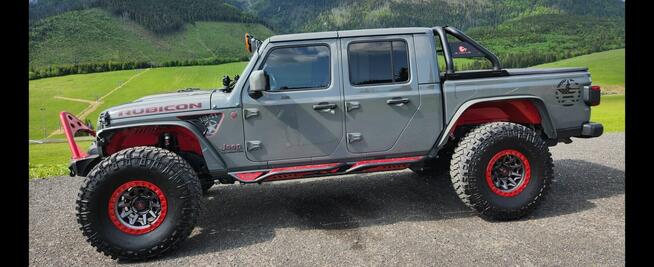 Jeep gladiator rubicon 4x4 COSTUM