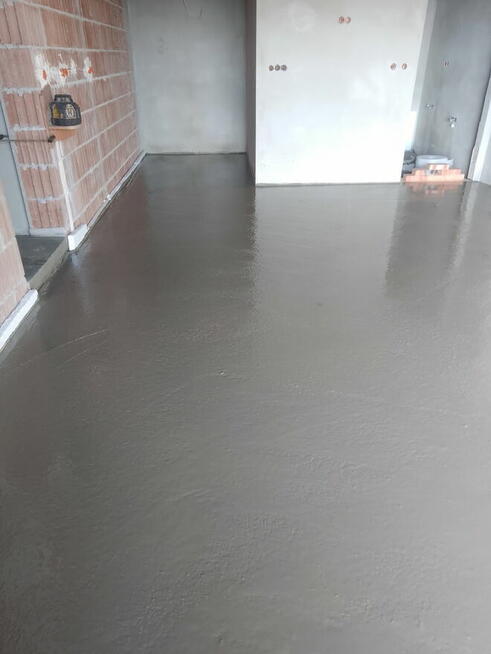 Posadzki przemysłowe