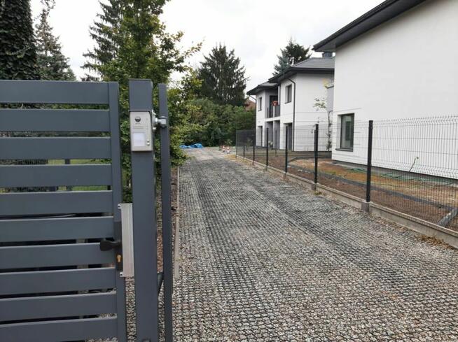 Gotowe nowe Różne Domy w Łomianki-Dąbrowa 0d 1095.000tys.zł