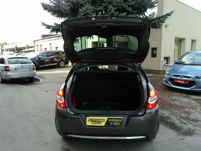 sprzedam ładnego CITROENA C-4 1.4B