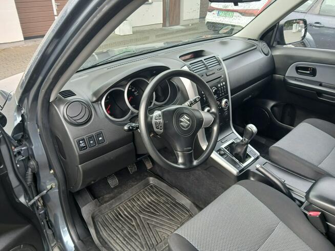 Suzuki Grand Vitara 1.6i 4X4 klima elektryka alufelgi 3 drzwi stan BDB ZAREJESTROWANY