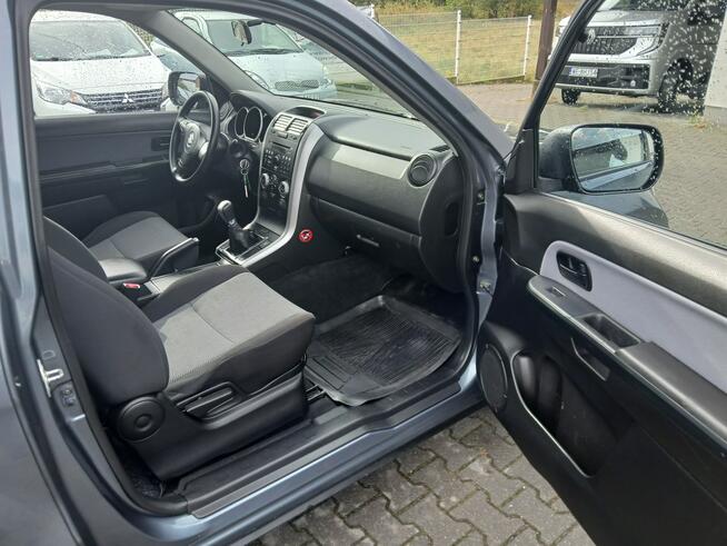 Suzuki Grand Vitara 1.6i 4X4 klima elektryka alufelgi 3 drzwi stan BDB ZAREJESTROWANY