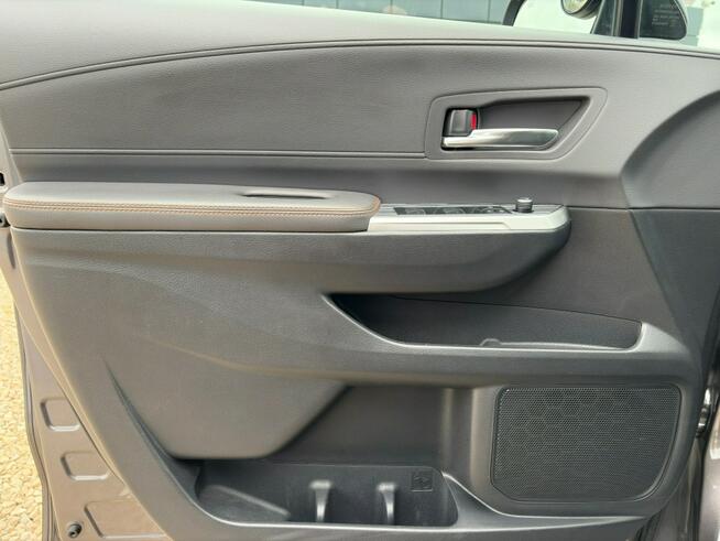 Toyota Sienna Bezwypadkowy / Drugi Właściciel / Tempomat / Szyberdach / FV Marża