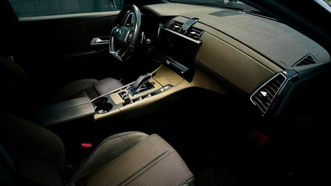 DS Automobiles DS 7 Crossback Bussines / / Gwarancja / 51 138 NETTO / 62 900 BRUTTO