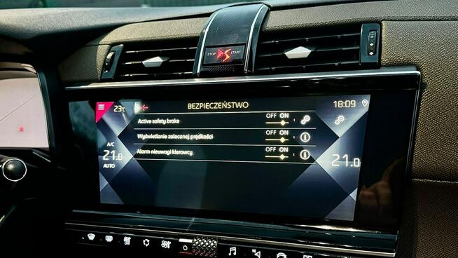 DS Automobiles DS 7 Crossback Bussines / / Gwarancja / 51 138 NETTO / 62 900 BRUTTO