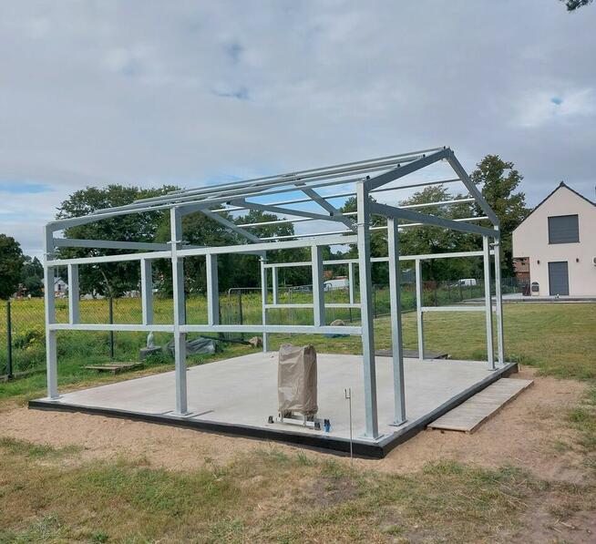 Sprzedam konstrukcję stalową garażu / warsztatu.