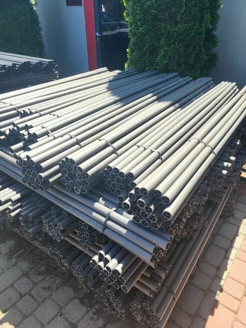 tyczki/paliki sadownicze wykonane z plastiku PVC