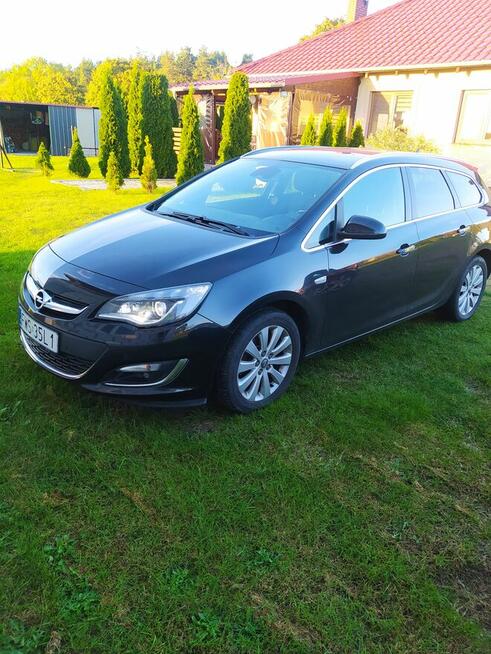 Sprzedam Opel Astra J 2013 r