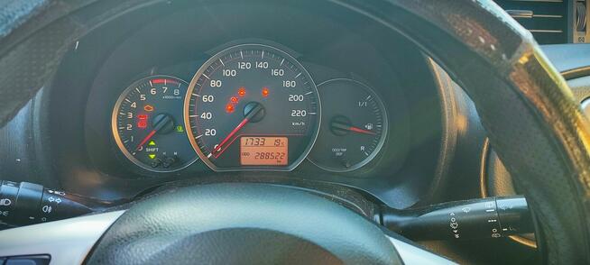 TOYOTA YARIS 1.3 Benzyna 99KM 6cio BIEGOWA SKRZYNIA