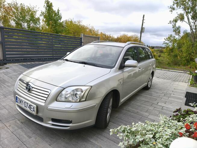 Toyota Avensis 1,8 benzyna 2006r. Bogato wyposażona