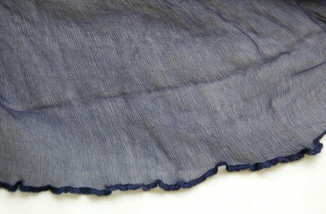 Szal jedwabny do sukni 200 x 100 cm jedwab kreszowany indygo