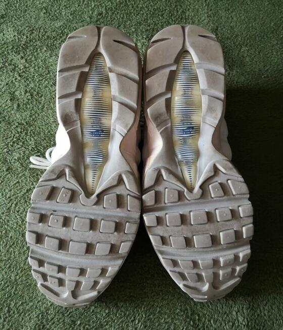 Oryginalne sneakersy Nike Air Max 95 rozmiar 41.